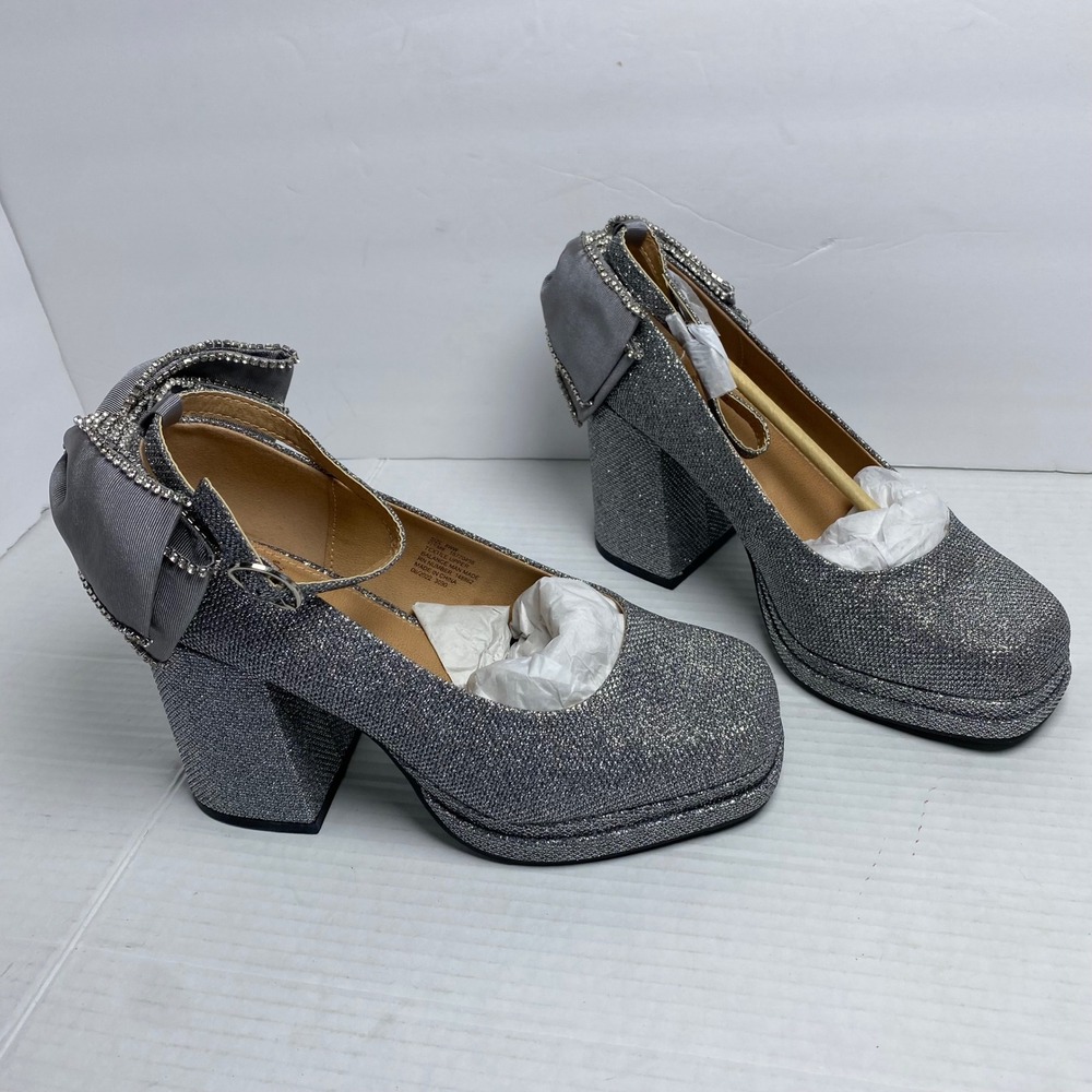 NIB Torrid x Betsey Johnson Silver Pewter Bow Back Chunky Heel Coquette Size 8WW